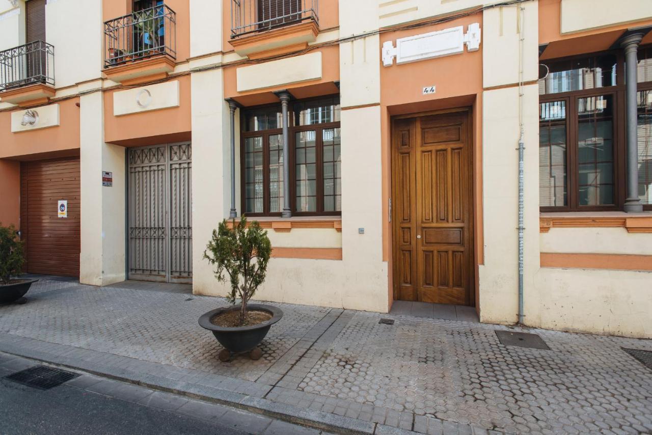 Apartamento Puerta Real - Free Parking Siviglia Esterno foto