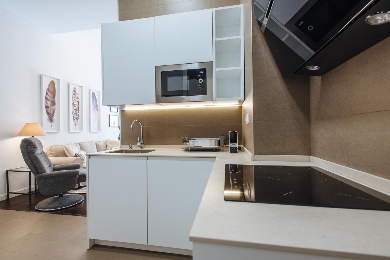 Apartamento Puerta Real - Free Parking Siviglia Esterno foto